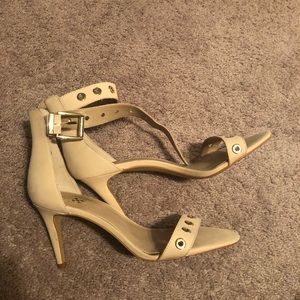 Heels with strap, size 10, tan.